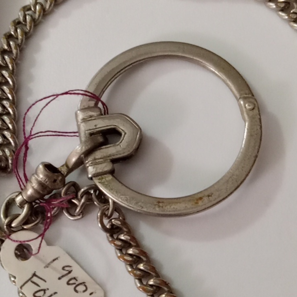 Silver Chain Key Holder - Picture 5 of 8